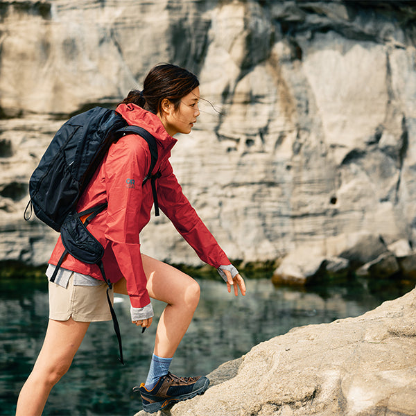 アウトドアリサーチ ウィメンズ ヘリウム UL ジャケット