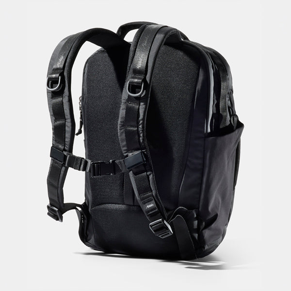 マタドール 18L パーソナルアイテム トラベルパック